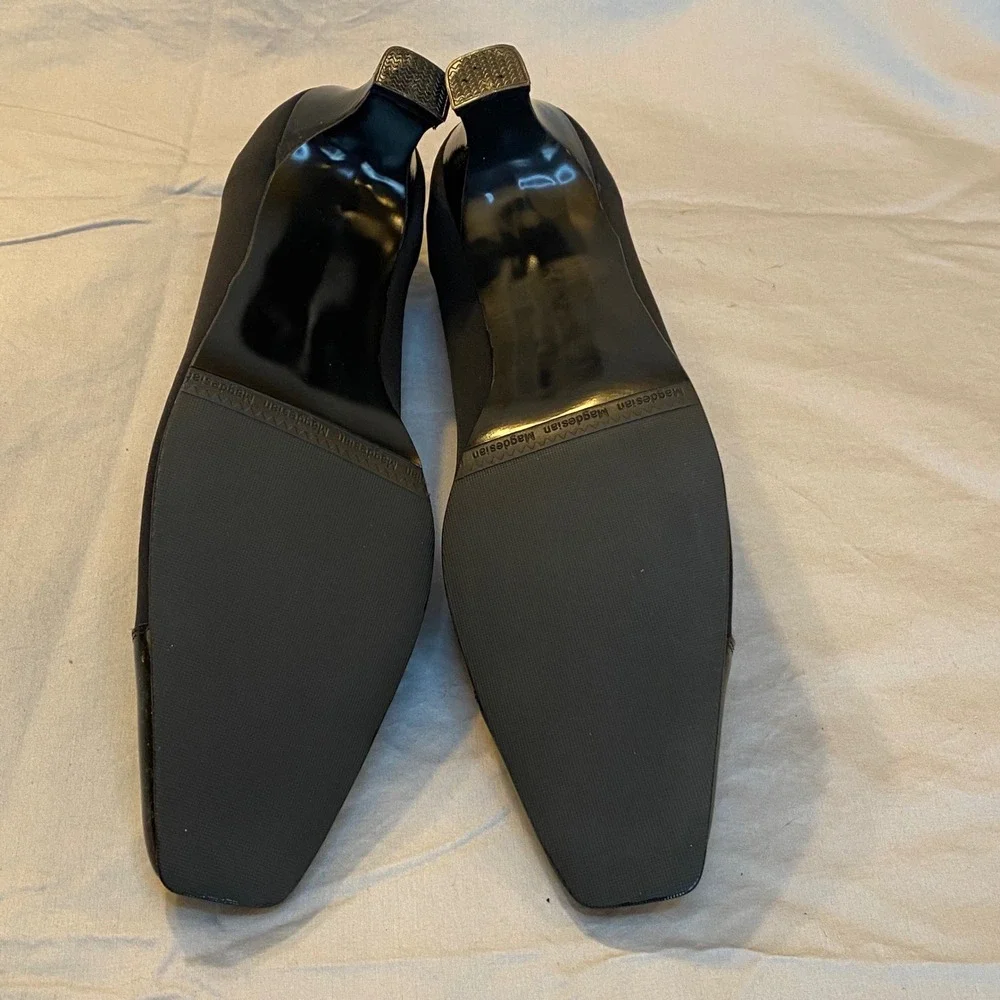 Magdesians Women's Black Stretch Mic Patent Cap Toe Block Heel Pumps‎ NIB 12 SS